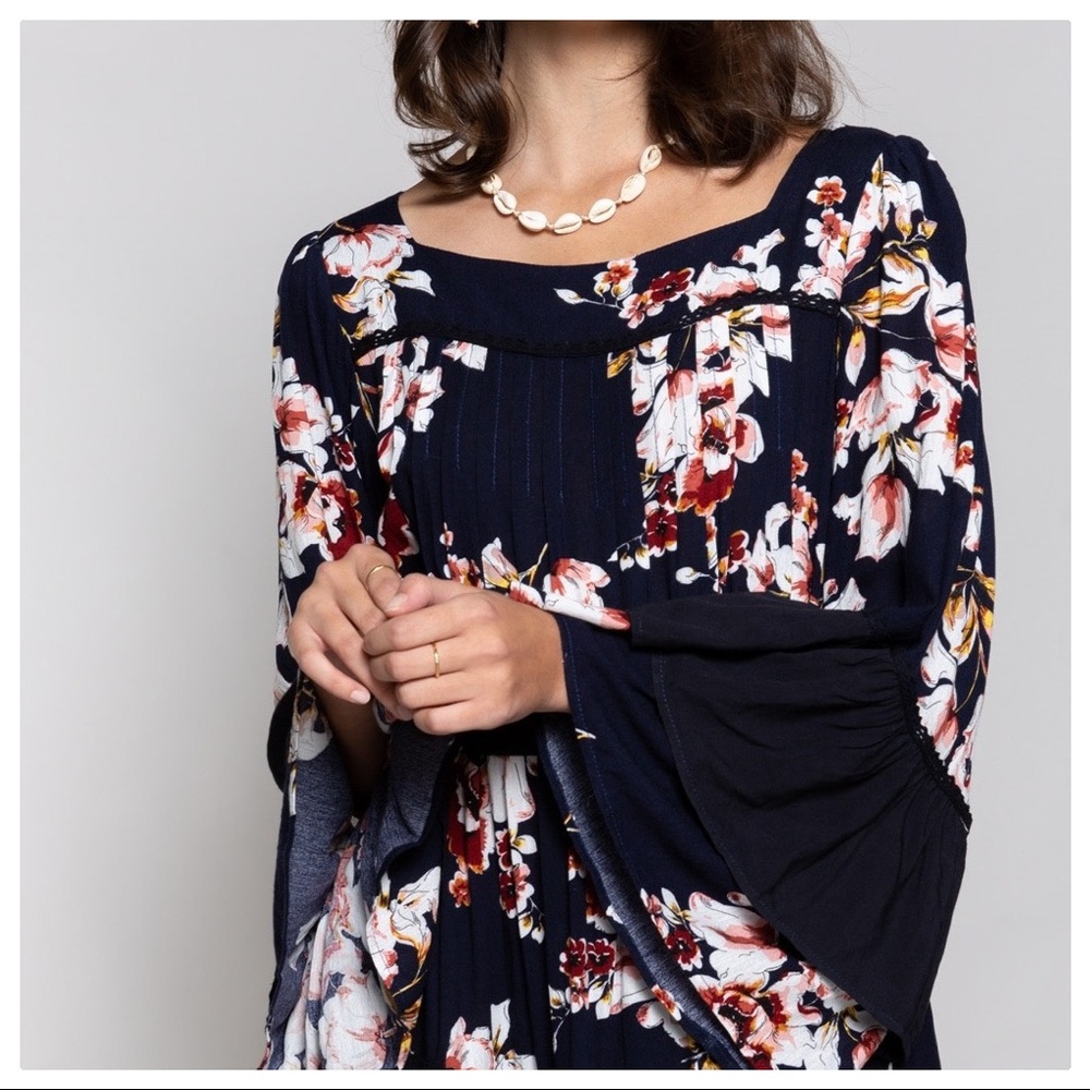 Blossom Flores Woven Bohemian Dress - Picture 2 of 10
